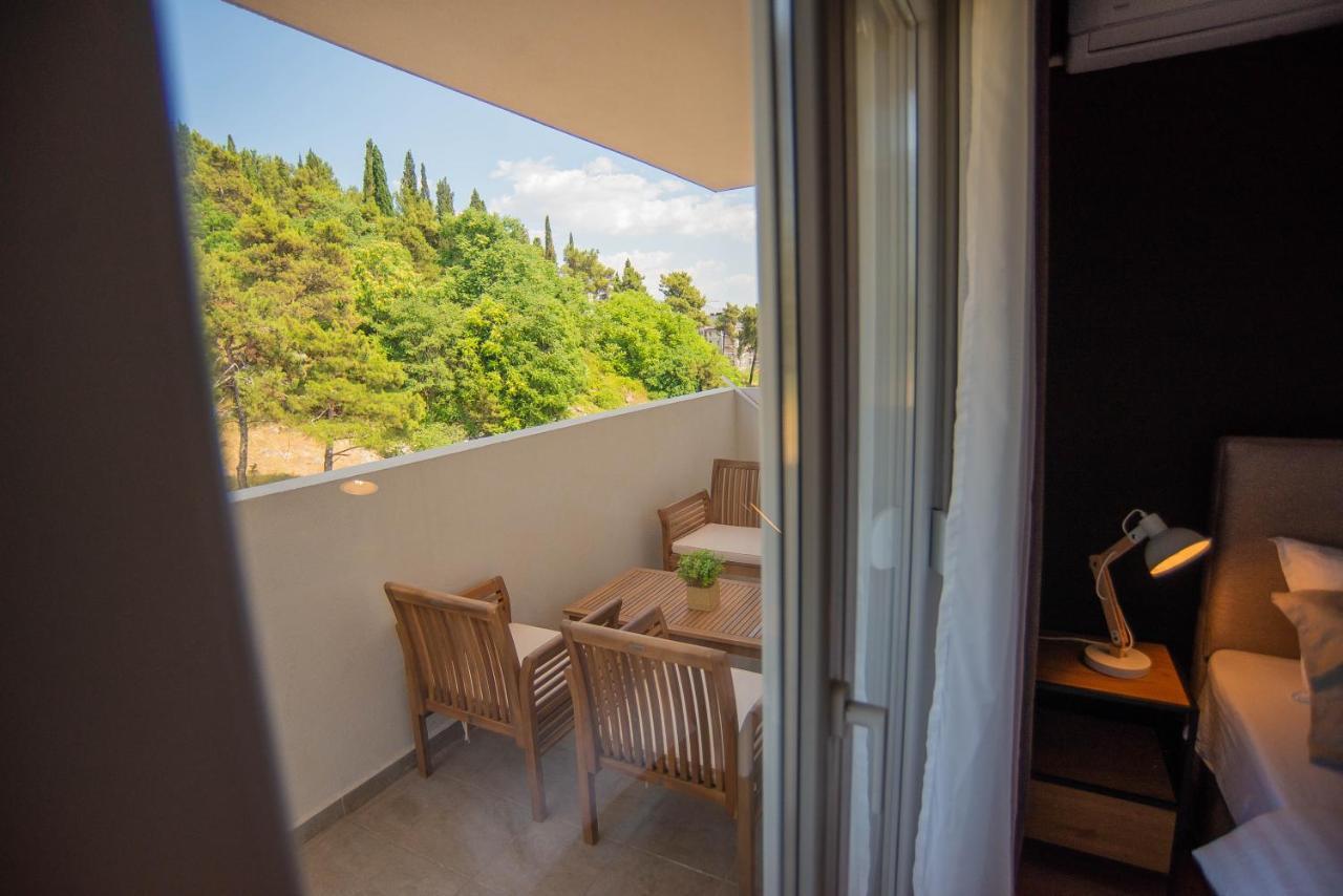 Stylish Two Bedroom Apartment At Ljubovic-Hill Park Podgorica Ngoại thất bức ảnh
